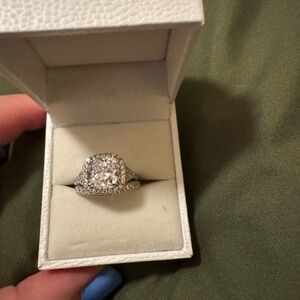 Elegant 3ct Sterling Silver Cubic Zirconia Women's Ring